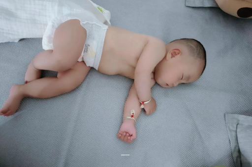 射洪宝宝高烧怎么处理
